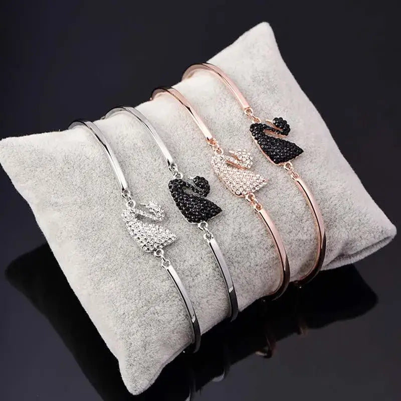 Zircon Charm Bracelet